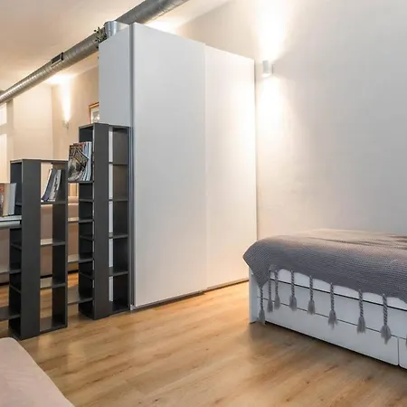 Altido Vico Loft Apartman *
